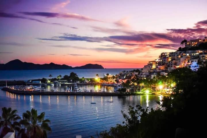 Spectacular Hadas Sunset And Ocean View Manzanillo Buitenkant foto